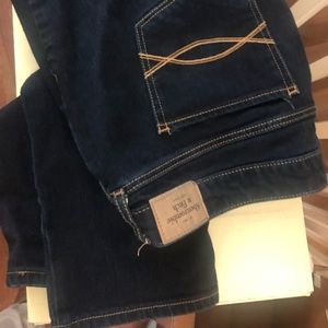 Abercrombie skinny jeans (NOT super skinny)